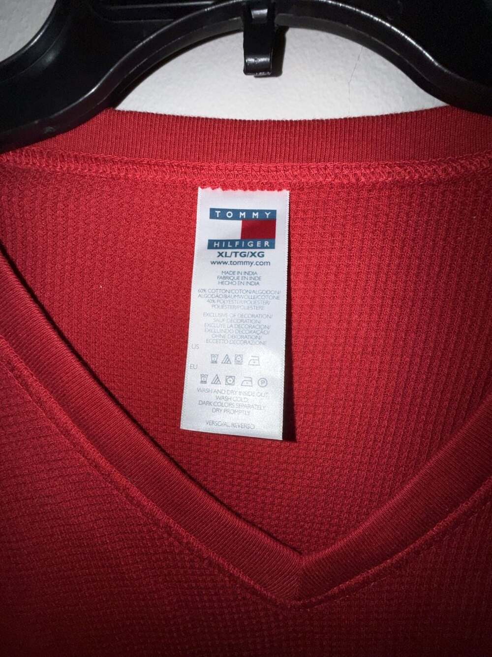 Tommy Hilfiger Red Waffle Knit V-Neck Long Sleeve Shirt XL - Picture 2 of 6